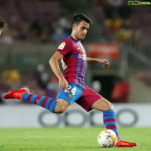 Eric García’s Red Card Contributes to Barcelona’s Champions League Exit