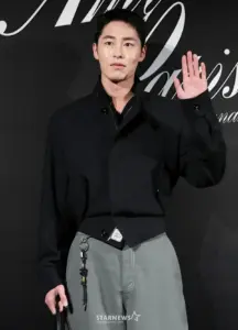Lee Jae-wook to Miss Production Presentation for Doctor Island Boy